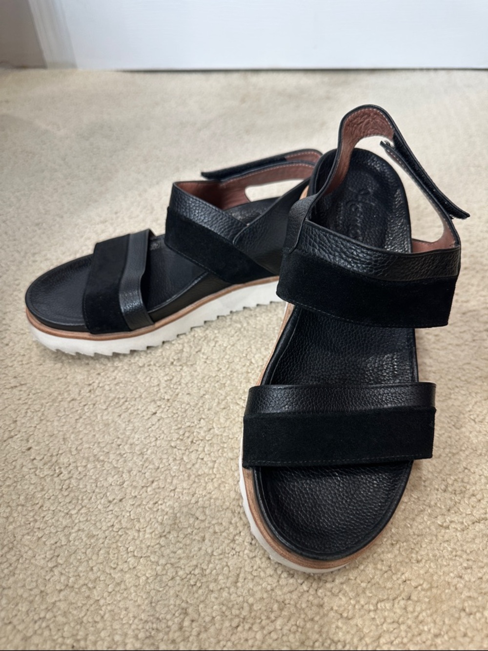 Homers Artisan Women's Black Leather & Suede Sandals
